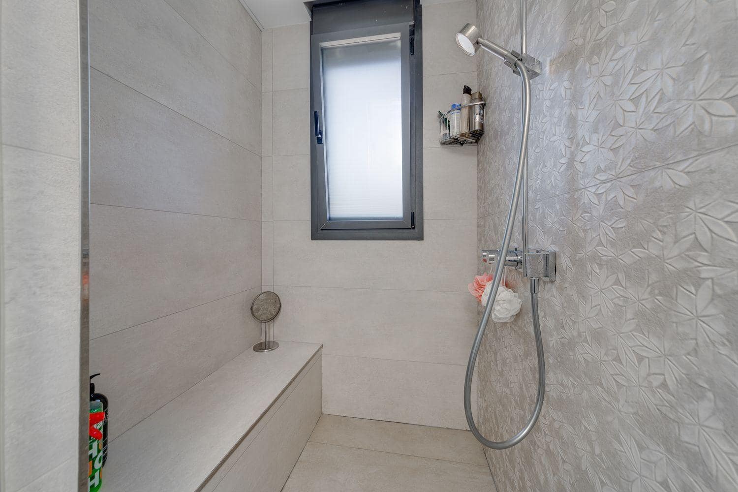 3 chambre Villa/Maison à vendre à Torrevieja avec garage - 1 275 000 € (Ref: 9796085)