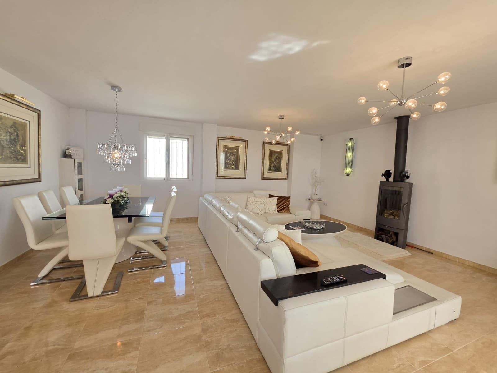 3 sypialnia Willa na sprzedaż w Pinoso z garażem - 574 995 € (Ref: 9796086)