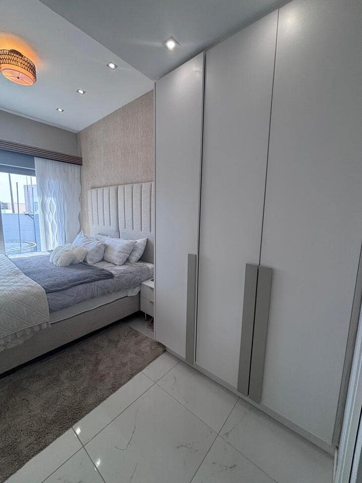 5 bedroom Villa for sale in Villamartin with pool - € 699,000 (Ref: 9799293)