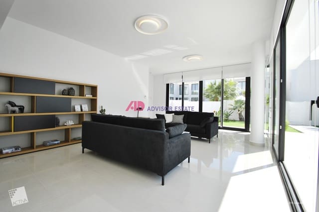 4 Zimmer Villa zu verkaufen in Rojales mit Pool - 640.000 € (Ref: 9803871)