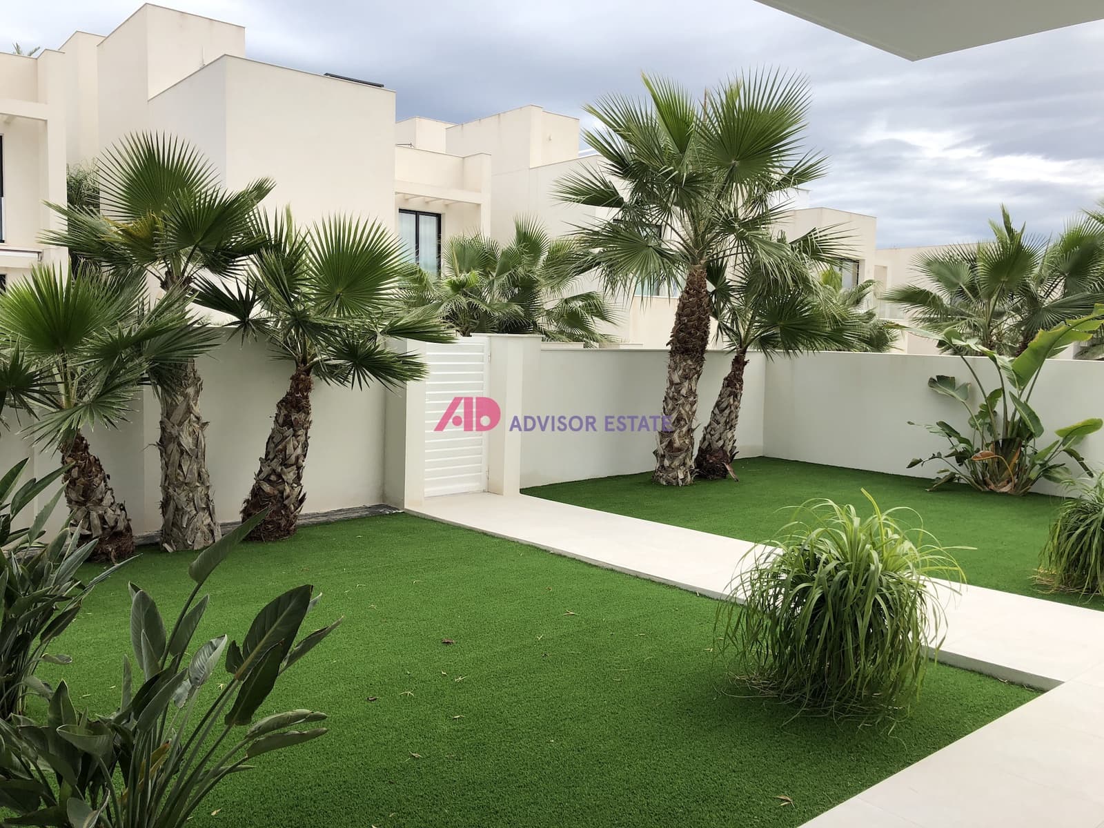 4 Zimmer Villa zu verkaufen in Rojales mit Pool - 640.000 € (Ref: 9803871)