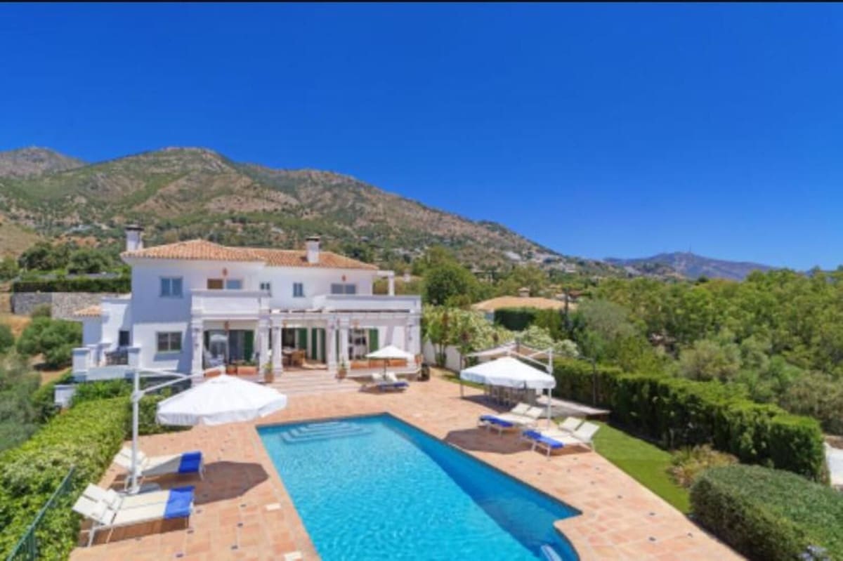 6 quarto Moradia para venda em Mijas com piscina - 1 850 000 € (Ref: 9804197)