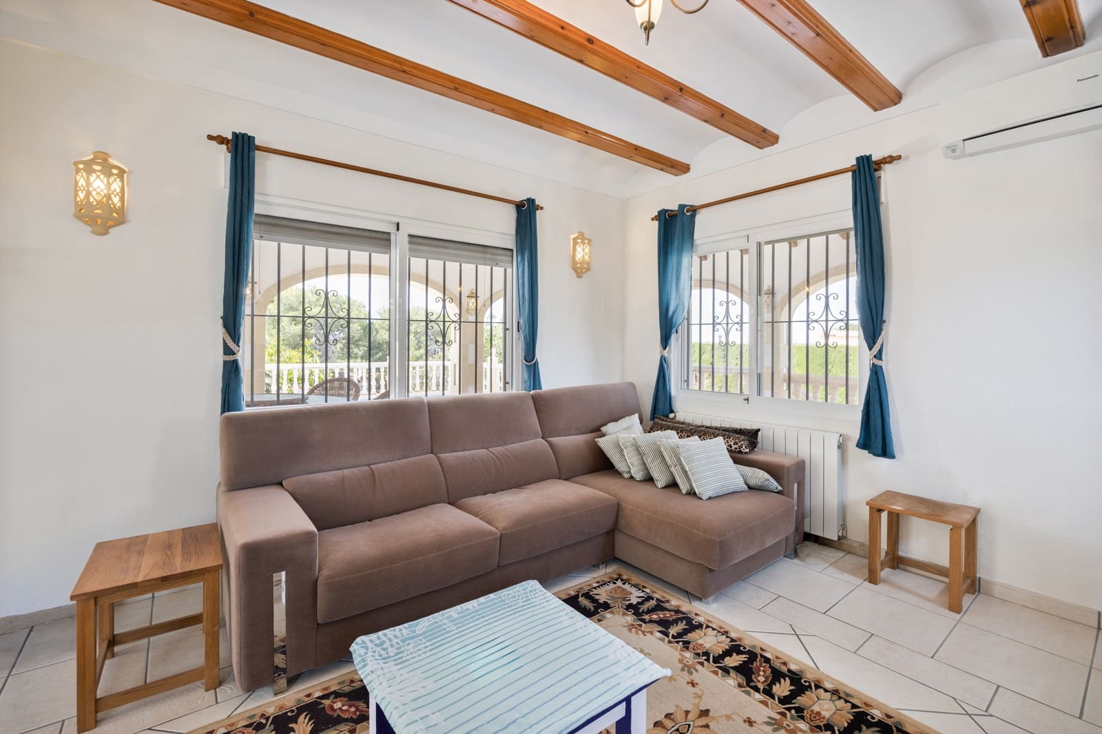 4 bedroom Villa for sale in Javea / Xabia - € 750,000 (Ref: 9806084)