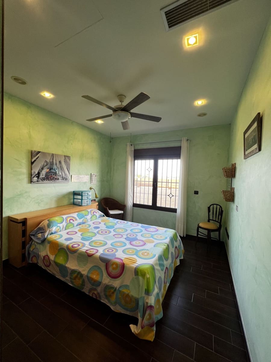 Chalet de 4 habitaciones en Santiago de la Ribera en venta con garaje - 850.000 € (Ref: 9806246)