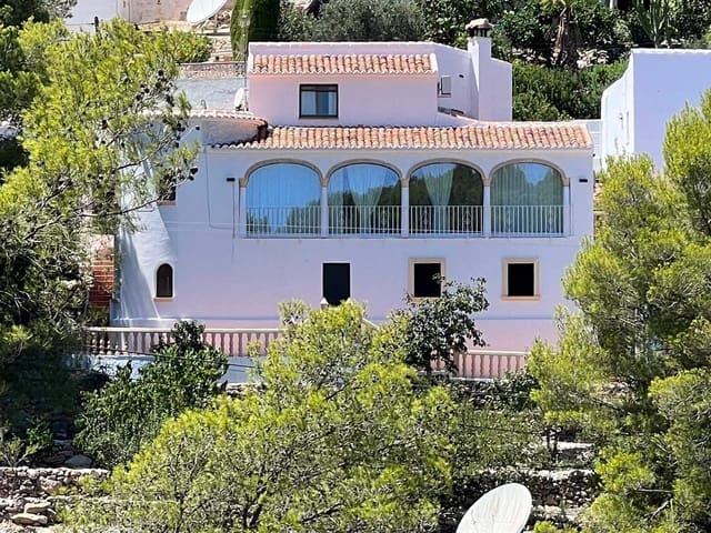 5 Zimmer Villa zu verkaufen in Cap Martí - El Tossalet - Pinomar, Javea / Xàbia mit Garage - 630.000 € (Ref: 9806248)