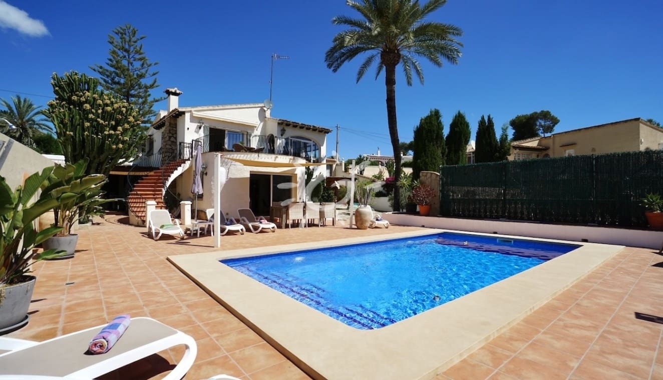 5 chambre Villa/Maison à vendre à Moraira avec piscine - 749 000 € (Ref: 10044196)