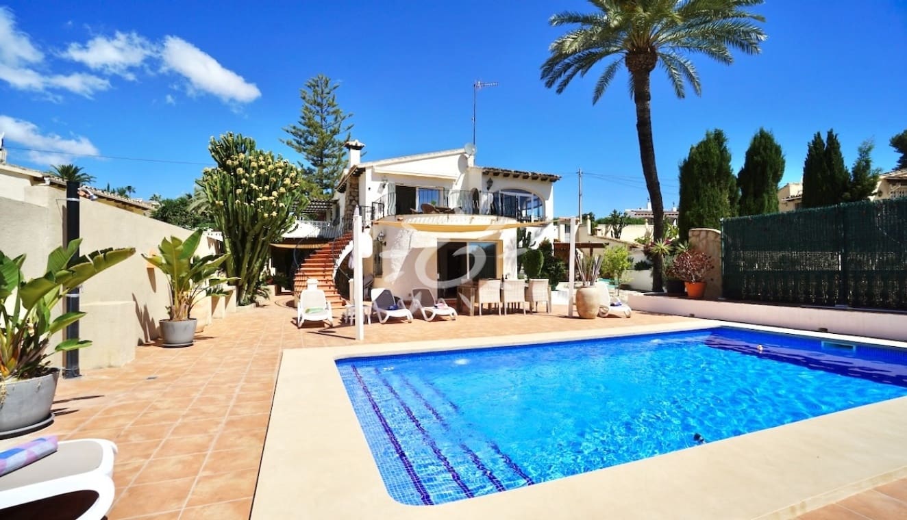 5 chambre Villa/Maison à vendre à Moraira avec piscine - 749 000 € (Ref: 10044196)