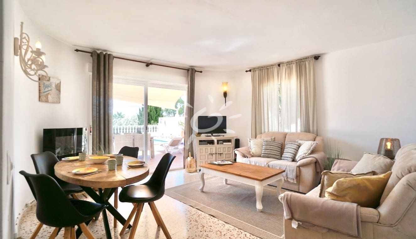5 chambre Villa/Maison à vendre à Moraira avec piscine - 749 000 € (Ref: 10044196)