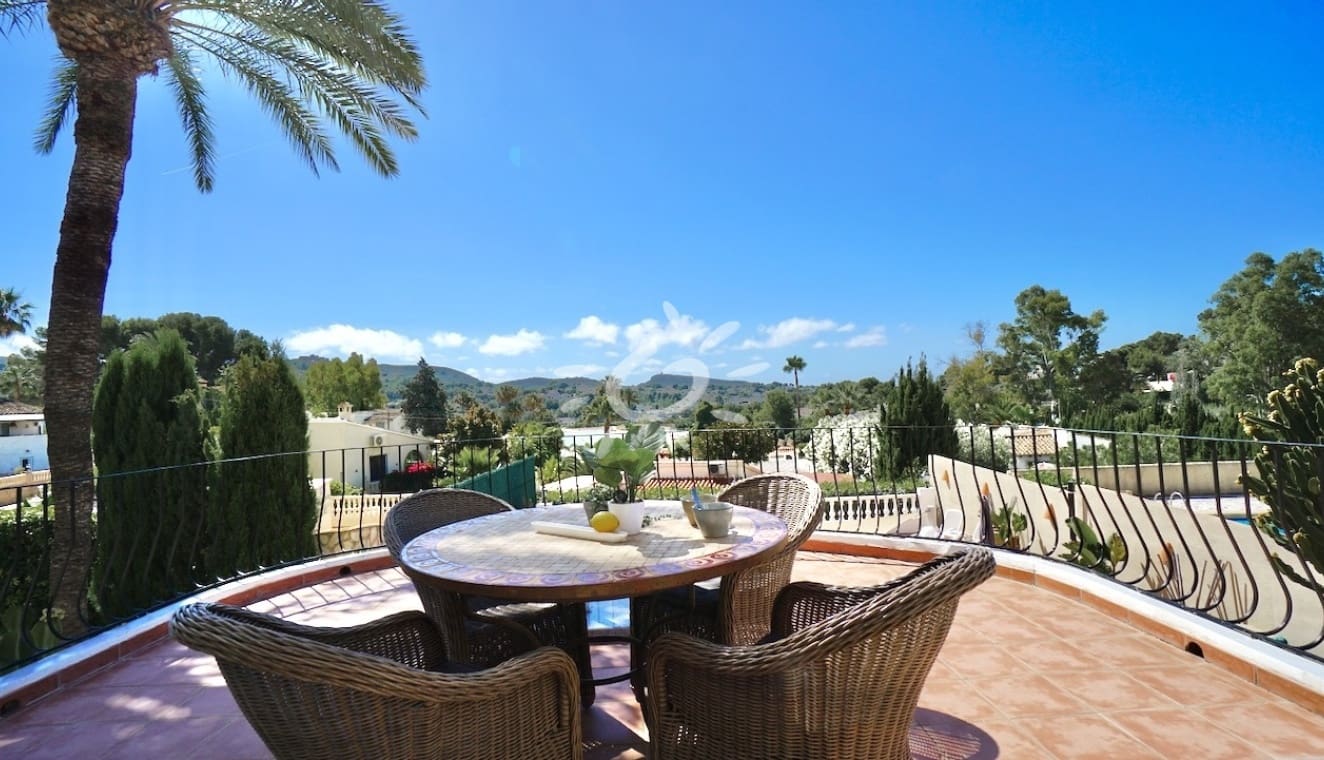 5 chambre Villa/Maison à vendre à Moraira avec piscine - 749 000 € (Ref: 10044196)