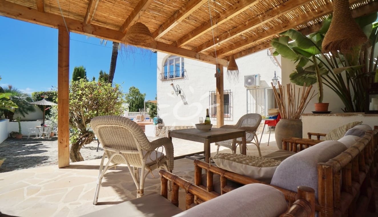 5 chambre Villa/Maison à vendre à Moraira avec piscine - 749 000 € (Ref: 10044196)