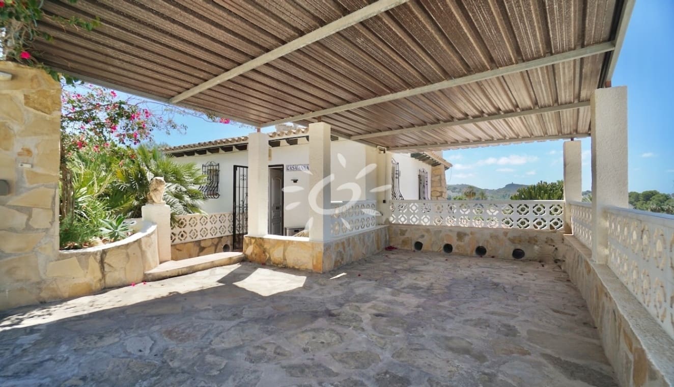 5 chambre Villa/Maison à vendre à Moraira avec piscine - 749 000 € (Ref: 10044196)