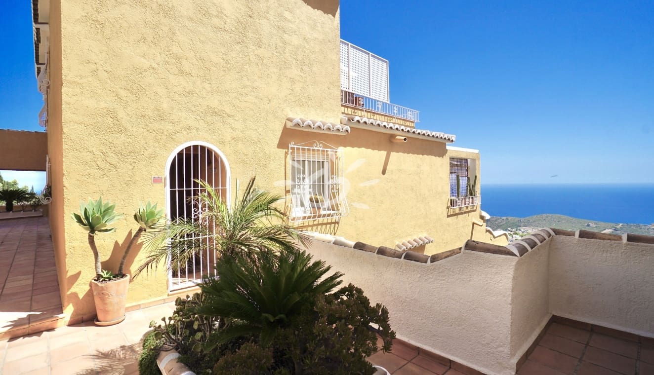 2 chambre Appartement à vendre à Cumbre del Sol avec piscine - 340 000 € (Ref: 10077243)