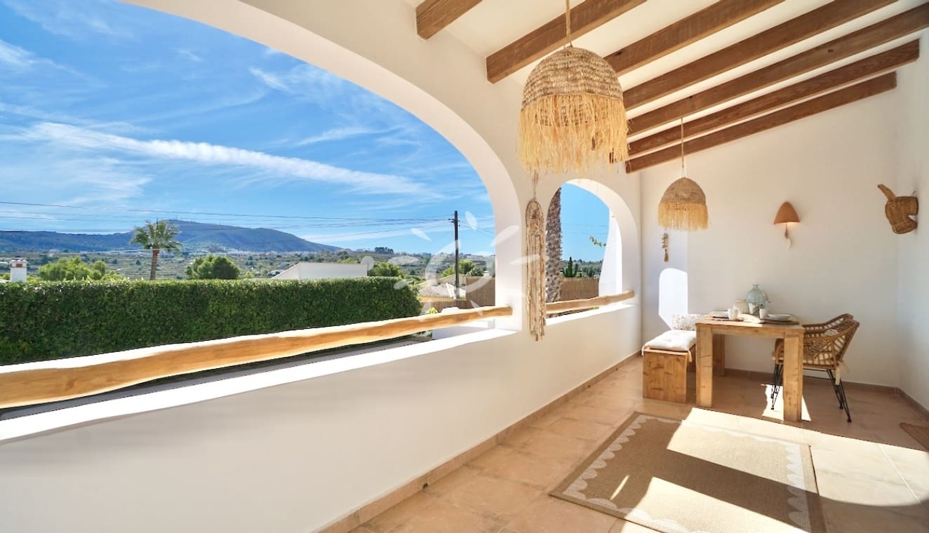 3 bedroom Villa for sale in Benitachell / Benitatxell with pool - € 649,000 (Ref: 10085018)