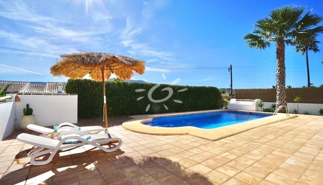 3 slaapkamer Villa te koop in Benitachell / Benitatxell met zwembad - € 649.000 (Ref: 10085018)