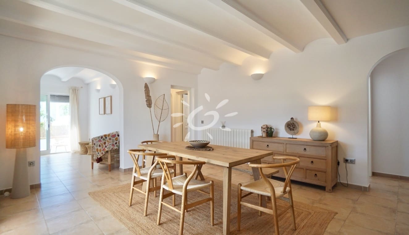 3 bedroom Villa for sale in Benitachell / Benitatxell with pool - € 649,000 (Ref: 10085018)