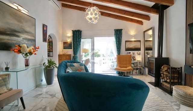2 quarto Bungalow para venda em Moraira, Teulada-Moraira com piscina - 475 000 € (Ref: 10101104)