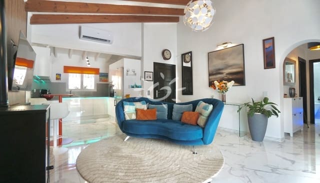 2 quarto Bungalow para venda em Moraira, Teulada-Moraira com piscina - 475 000 € (Ref: 10101104)