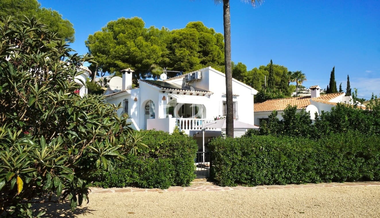 2 quarto Bungalow para venda em Moraira com piscina - 475 000 € (Ref: 10101104)