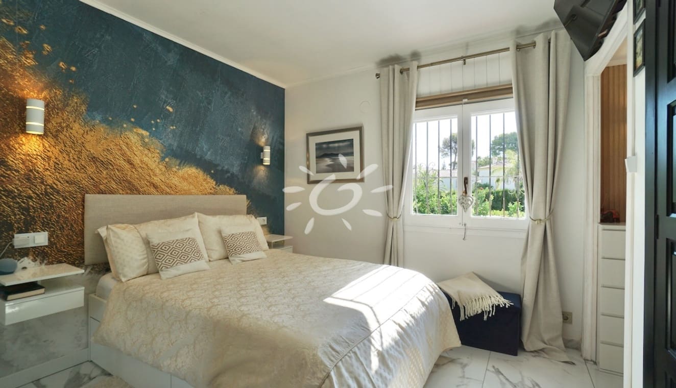 2 quarto Bungalow para venda em Moraira com piscina - 475 000 € (Ref: 10101104)