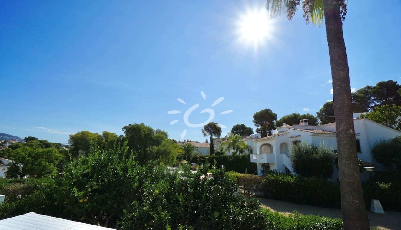 2 quarto Bungalow para venda em Moraira com piscina - 475 000 € (Ref: 10101104)
