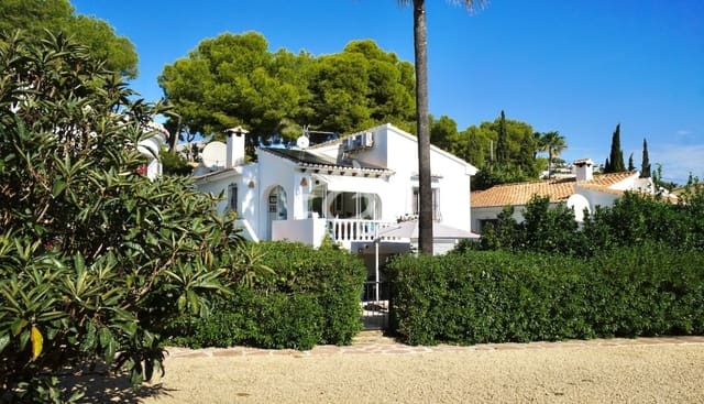 2 quarto Bungalow para venda em Moraira, Teulada-Moraira com piscina - 475 000 € (Ref: 10101104)