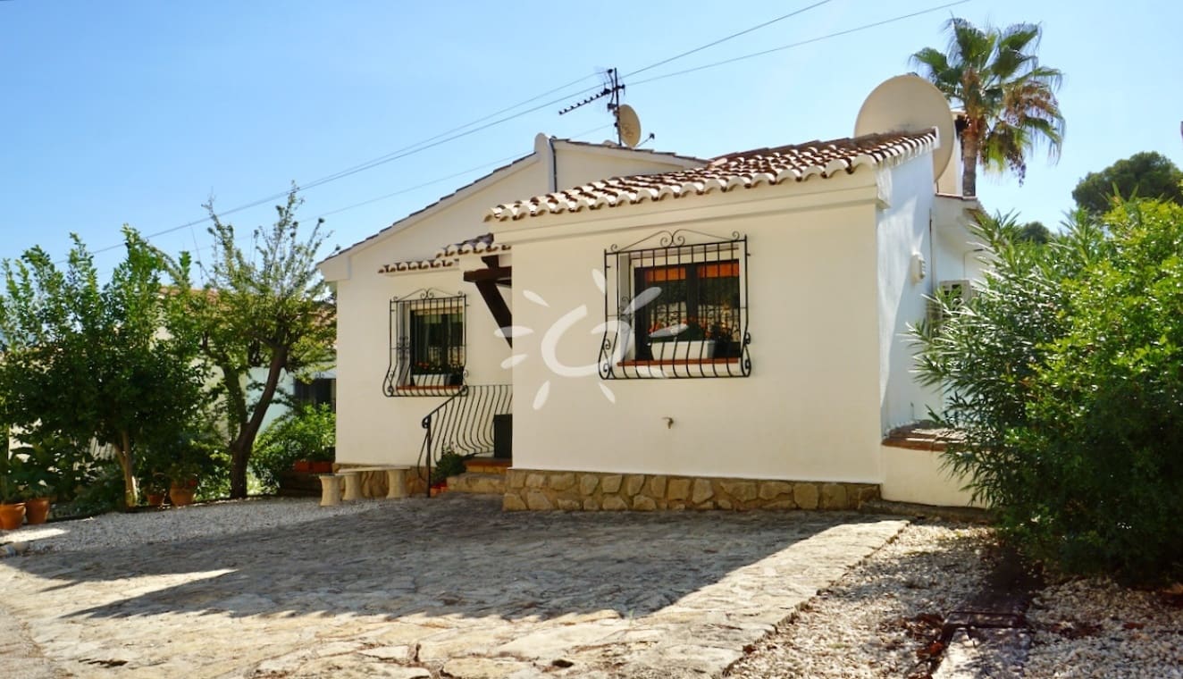 2 quarto Bungalow para venda em Moraira com piscina - 475 000 € (Ref: 10101104)