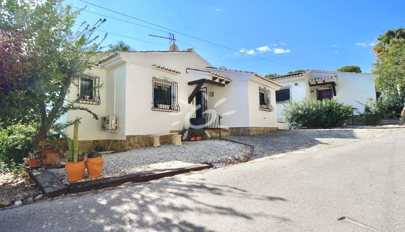 2 quarto Bungalow para venda em Moraira com piscina - 475 000 € (Ref: 10101104)