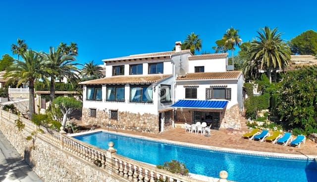 4 sypialnia Willa na sprzedaż w Moraira, Teulada-Moraira z basenem garażem - 1 395 000 € (Ref: 10179379)