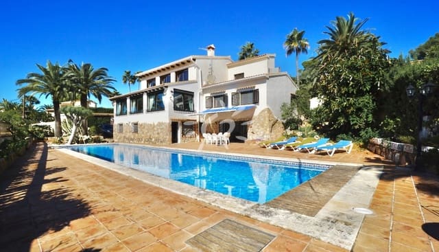 4 sypialnia Willa na sprzedaż w Moraira, Teulada-Moraira z basenem garażem - 1 395 000 € (Ref: 10179379)