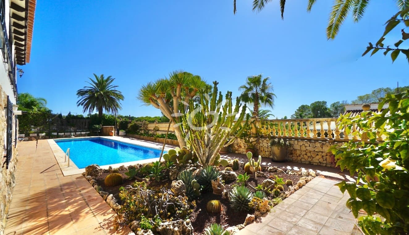 4 sypialnia Willa na sprzedaż w Moraira z basenem garażem - 1 395 000 € (Ref: 10179379)