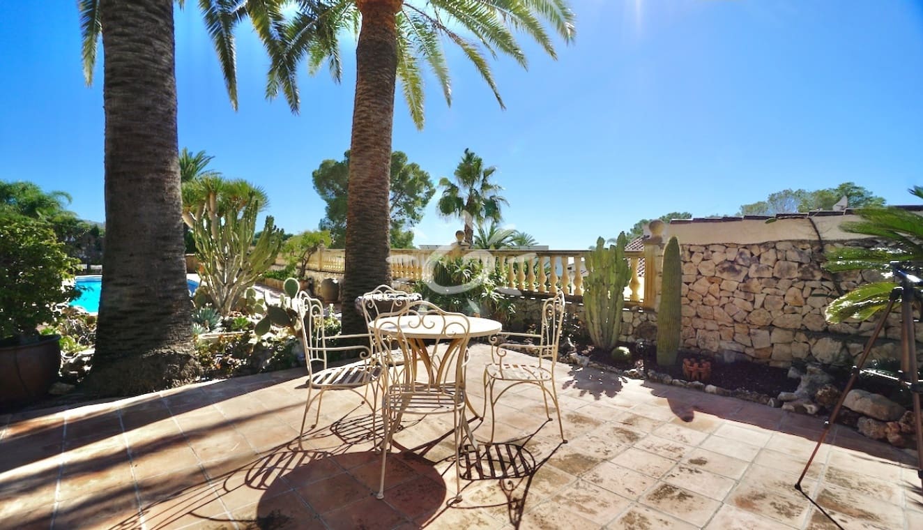 4 sypialnia Willa na sprzedaż w Moraira z basenem garażem - 1 395 000 € (Ref: 10179379)