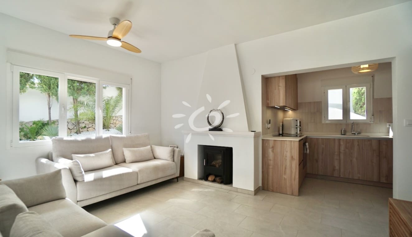 Chalet de 2 habitaciones en Moraira en venta con piscina garaje - 749.000 € (Ref: 10183650)