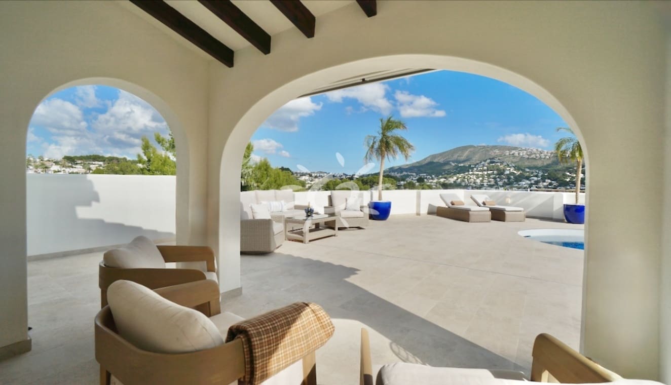 Chalet de 2 habitaciones en Moraira en venta con piscina garaje - 749.000 € (Ref: 10183650)