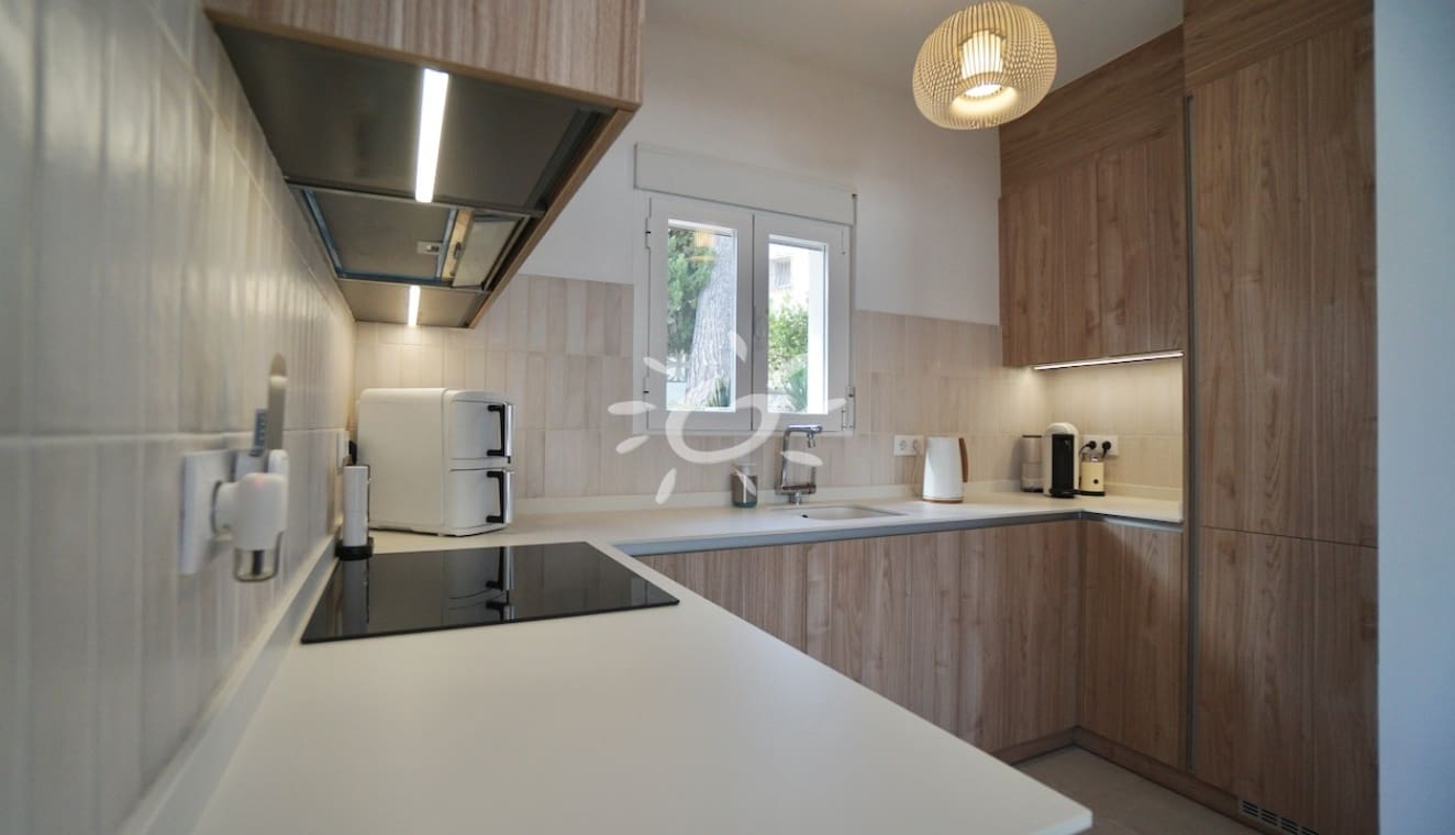 Chalet de 2 habitaciones en Moraira en venta con piscina garaje - 749.000 € (Ref: 10183650)