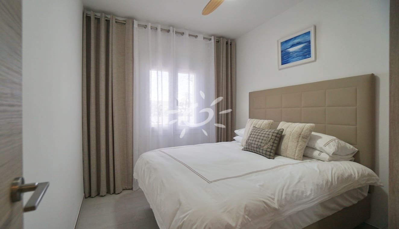 Chalet de 2 habitaciones en Moraira en venta con piscina garaje - 749.000 € (Ref: 10183650)
