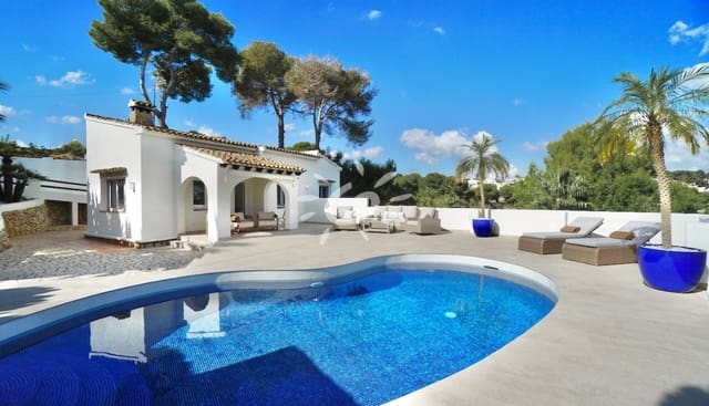 2 sovrum Villa till salu i Moraira, Teulada-Moraira med pool garage - 749 000 € (Ref: 10183650)