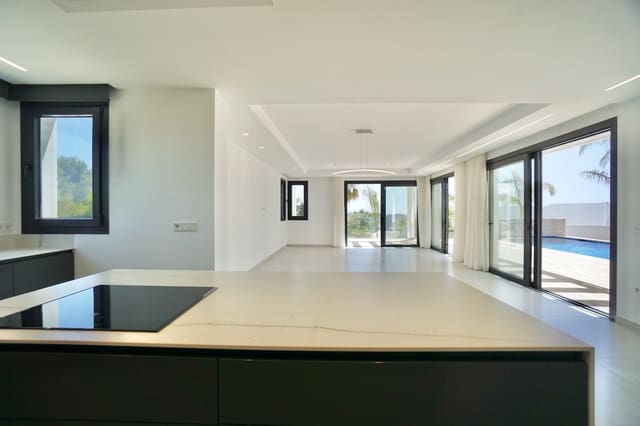 3 soverom Villa til salgs i Moraira, Teulada-Moraira med svømmebasseng garasje - € 2 250 000 (Ref: 3546682)