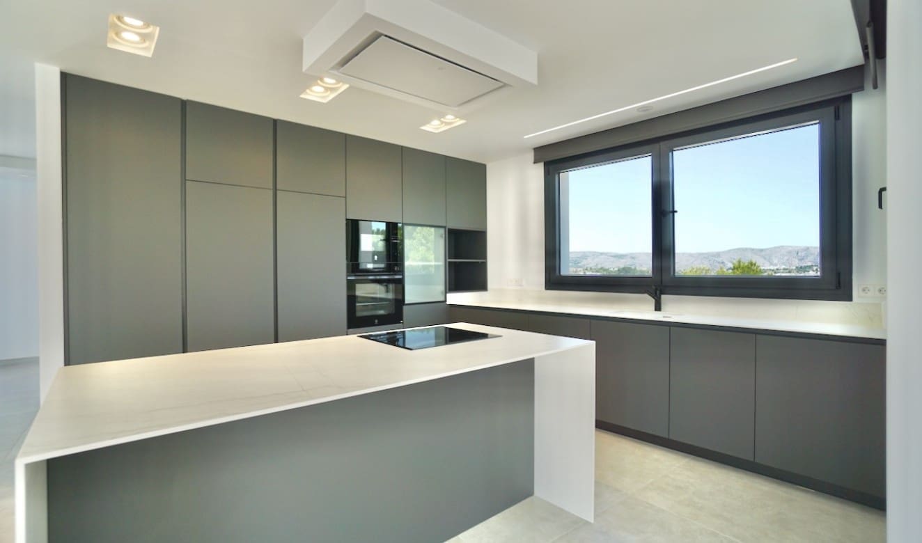 3 soveværelse Villa til salg i Moraira med swimmingpool garage - € 2.250.000 (Ref: 3546682)