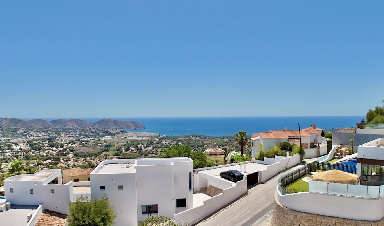 3 soveværelse Villa til salg i Moraira med swimmingpool garage - € 2.250.000 (Ref: 3546682)