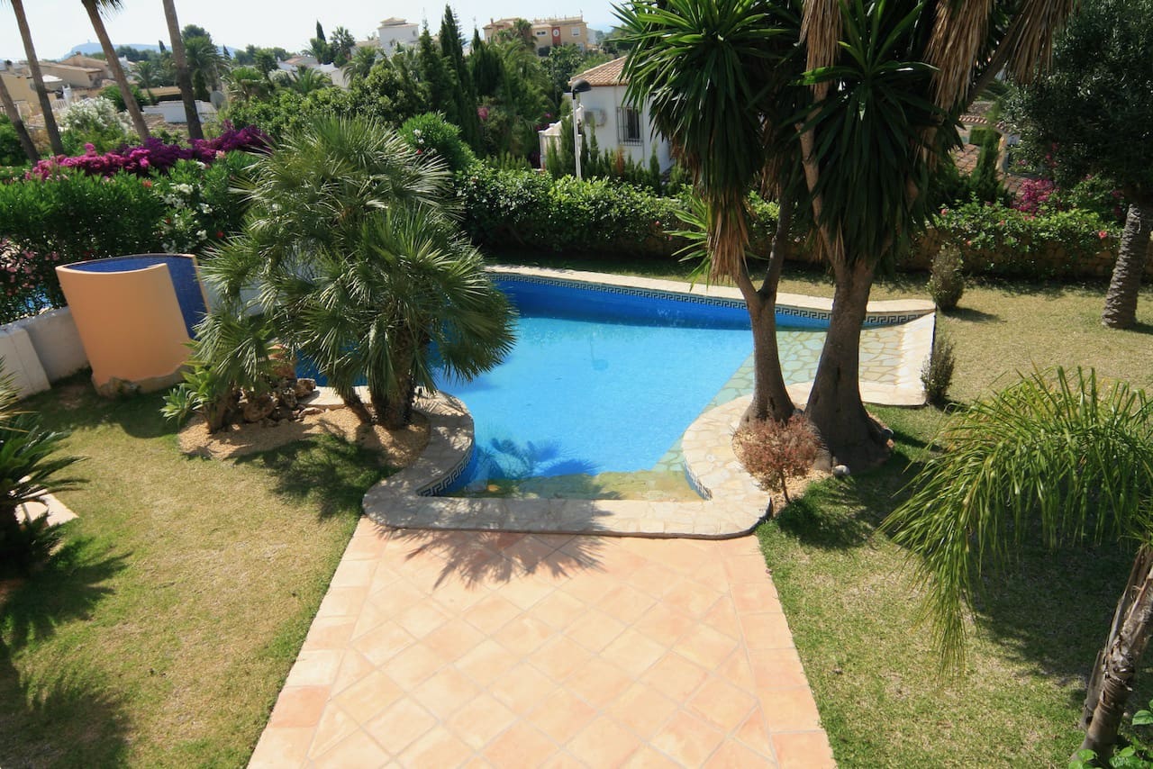 4 Zimmer Villa zu verkaufen in Moraira mit Pool Garage - 965.000 € (Ref: 5164869)