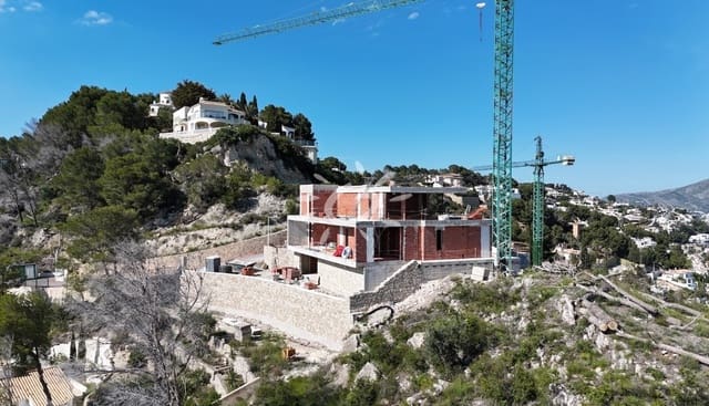 4 soverom Villa til salgs i Moraira, Teulada-Moraira med svømmebasseng garasje - € 3 950 000 (Ref: 7806677)