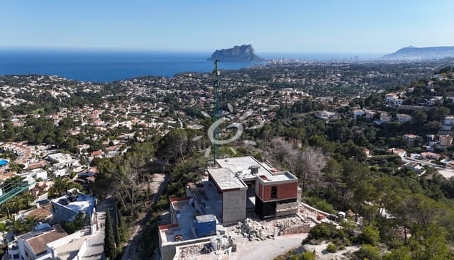4 soverom Villa til salgs i Moraira, Teulada-Moraira med svømmebasseng garasje - € 3 950 000 (Ref: 7806677)