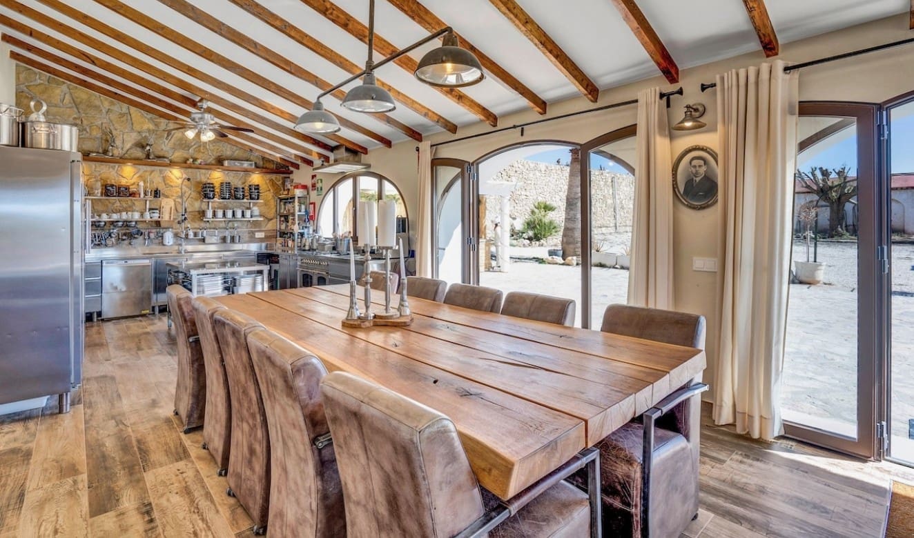 7 soveværelse Finca/Landehus til salg i Benissa med swimmingpool garage - € 1.349.000 (Ref: 8147338)