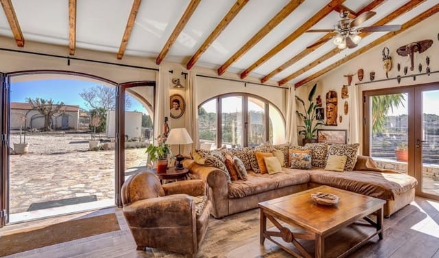 7 soveværelse Finca/Landehus til salg i Benissa med swimmingpool garage - € 1.349.000 (Ref: 8147338)