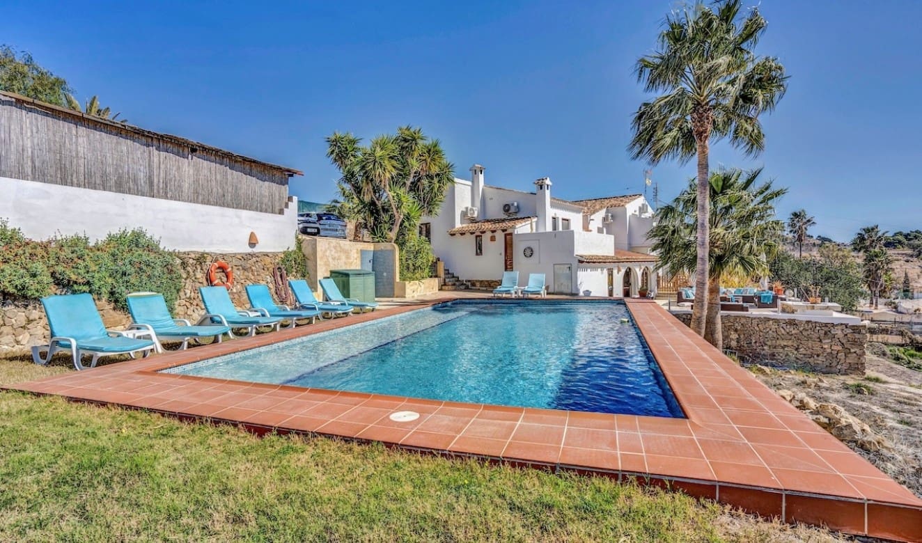 7 soveværelse Finca/Landehus til salg i Benissa med swimmingpool garage - € 1.349.000 (Ref: 8147338)
