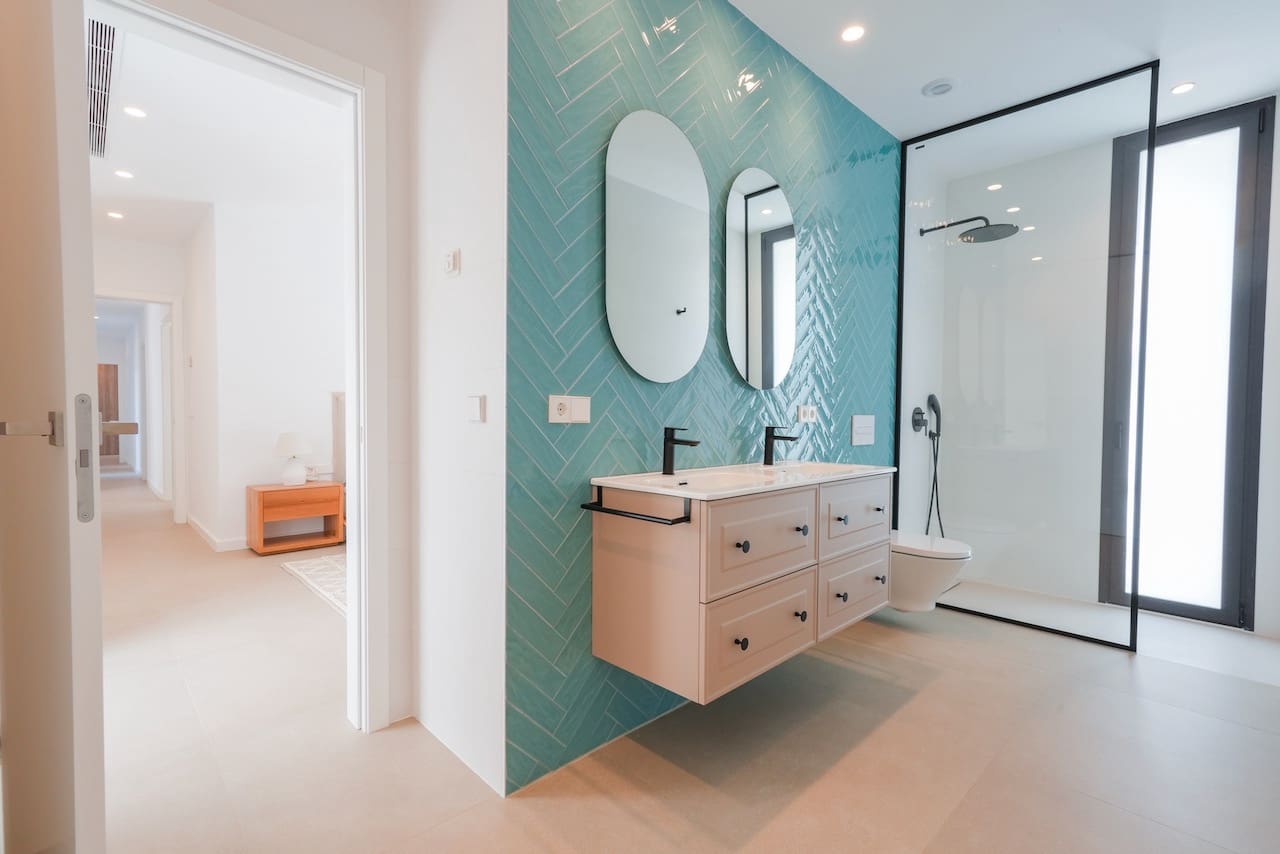 5 bedroom Villa for sale in Moraira with pool - € 1,849,000 (Ref: 8187264)