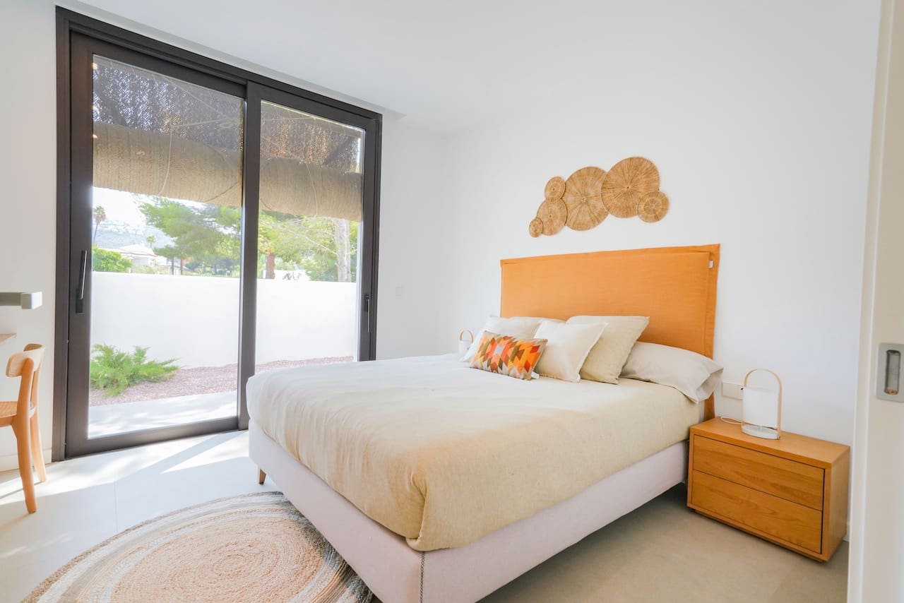 5 bedroom Villa for sale in Moraira with pool - € 1,849,000 (Ref: 8187264)