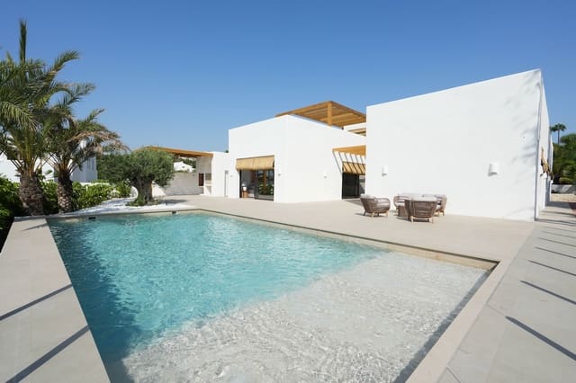 5 soveværelse Villa til salg i Moraira, Teulada-Moraira med swimmingpool - € 1.849.000 (Ref: 8187264)