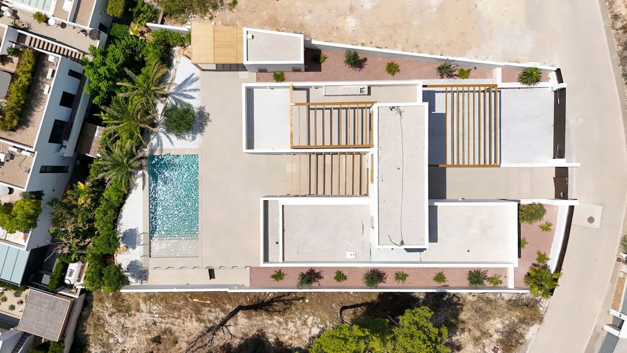 5 bedroom Villa for sale in Moraira with pool - € 1,849,000 (Ref: 8187264)