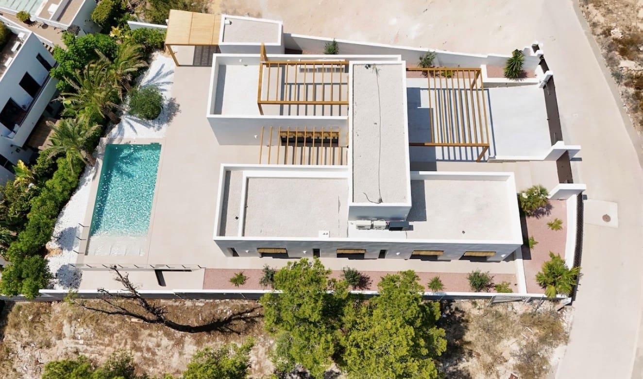5 soverom Villa til salgs i Moraira med svømmebasseng - € 1 849 000 (Ref: 8187264)